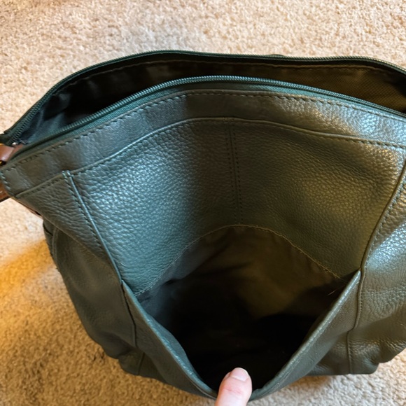 Fossil Dark Green Leather Crossbody Bag - Picture 7 of 16